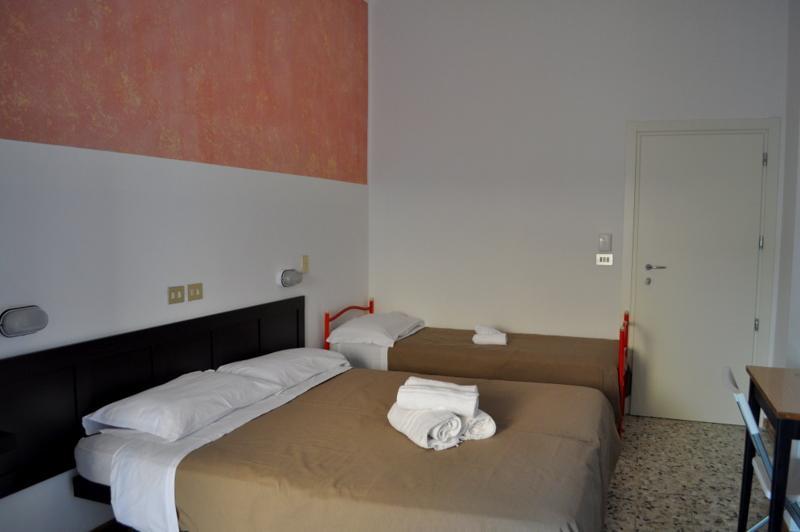 Hotel Urano Cattolica Exteriör bild