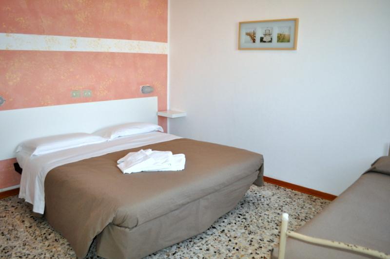 Hotel Urano Cattolica Exteriör bild